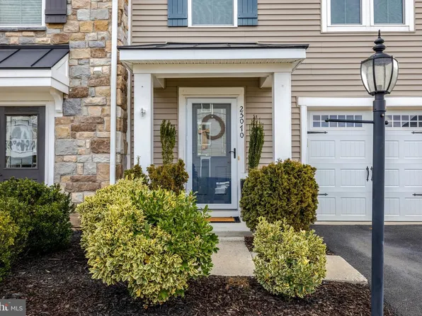 25070 McCulley Ter, Aldie, VA 20105