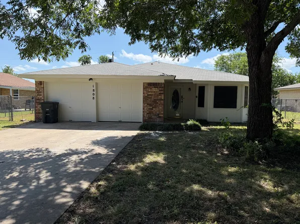 1808 Galaxy Dr, Killeen, TX 76543