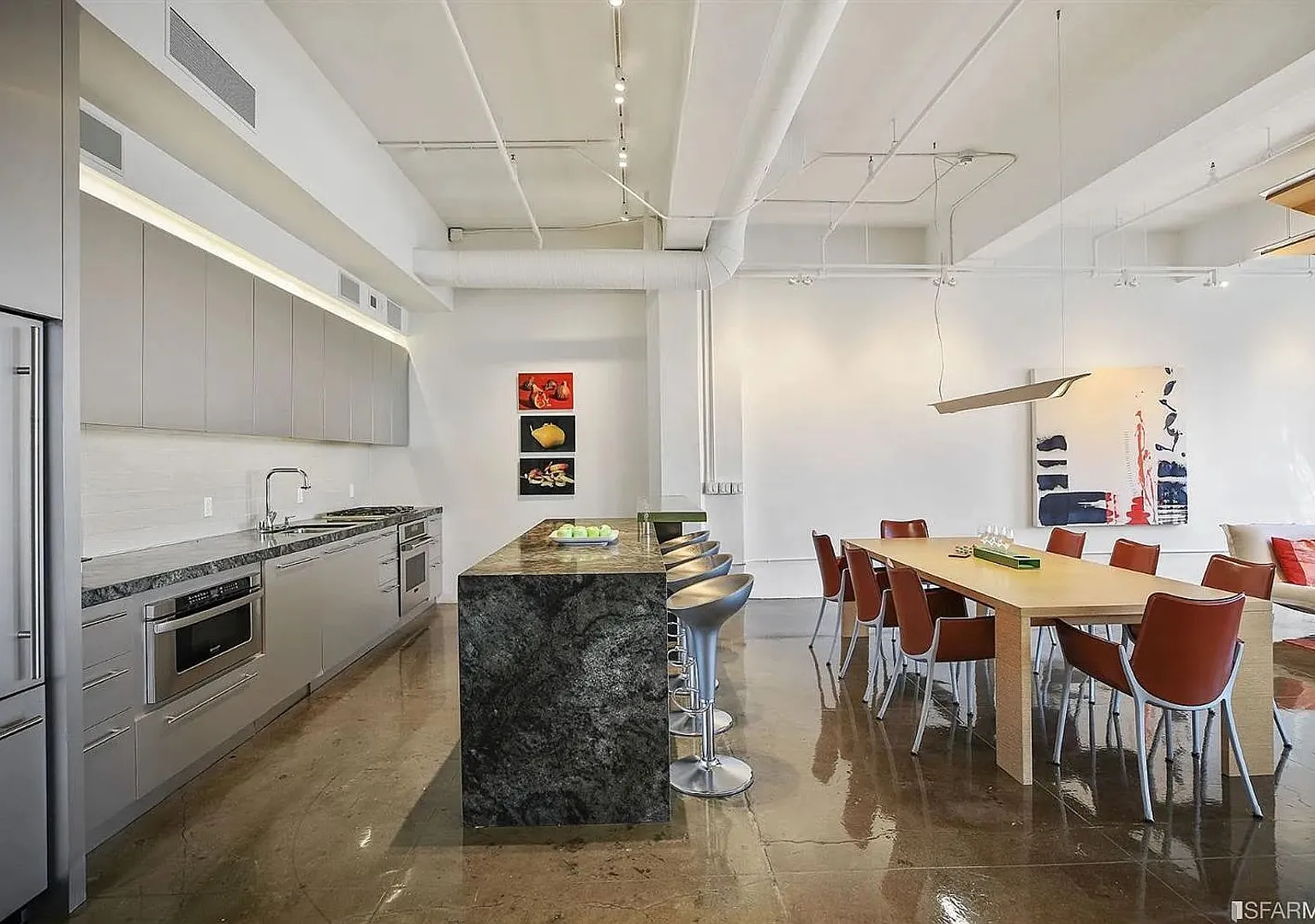 Amazing live/work space with over 2,000 SF for rent in Mint Plaza! — Photo 3