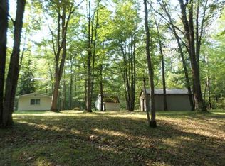 9605 Hughes Rd, Harrison, MI 48625