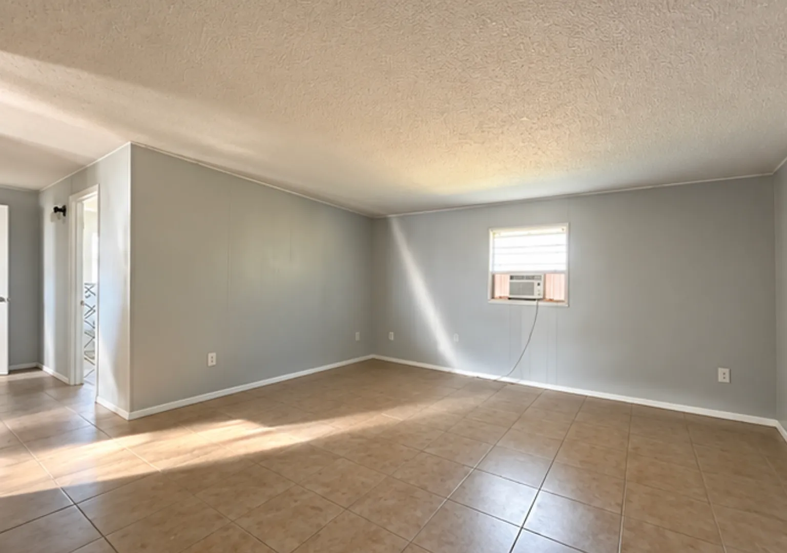 2210 Thonotosassa LLC — Photo 2