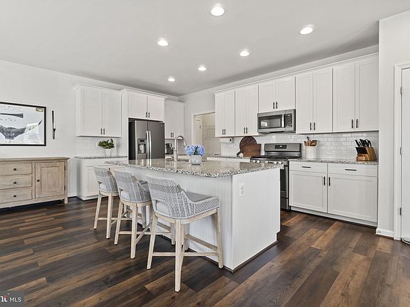 3rd image of 1016 Coastal Ave