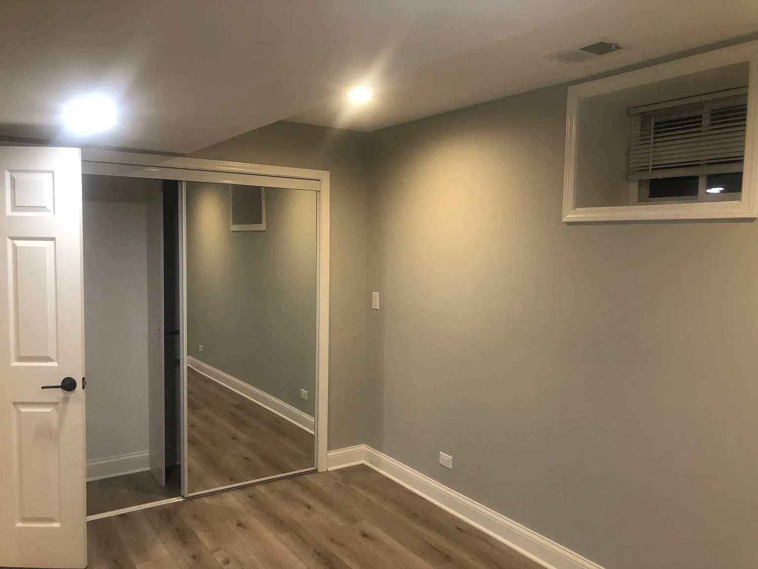 2324 W Shakespeare Ave — Photo 4
