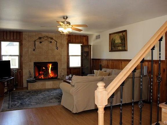3rd image of 448 Barrett Way