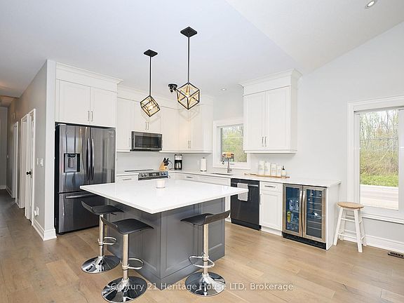 3rd image of 1050 Kettle Ct