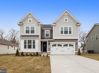 2083 Springvale Dr, Bealeton, VA 22712