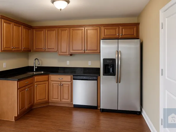 2600 W 47th Ave APT 303, Kansas City, KS 66103