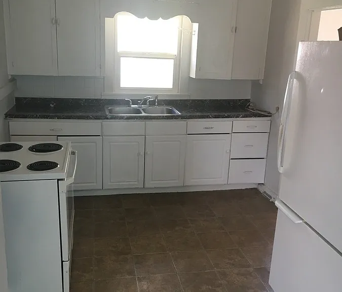 4960 N Milwaukee St — Photo 2