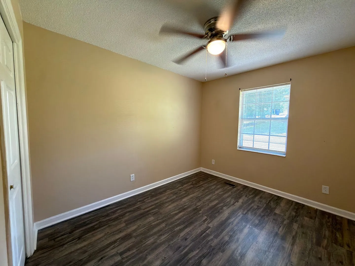4740 Treemont Cir — Photo 4