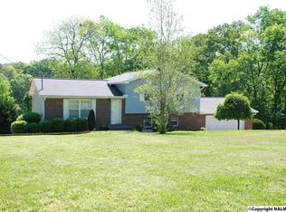 302 Dogwood Cir NW, Fort Payne, AL 35967