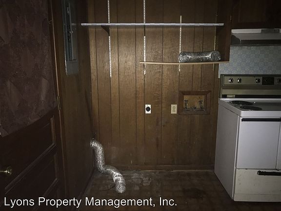 4th image of 4012 N Oak Street Ext APT C
