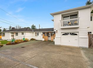 416 9th Ave N, Edmonds, WA 98020