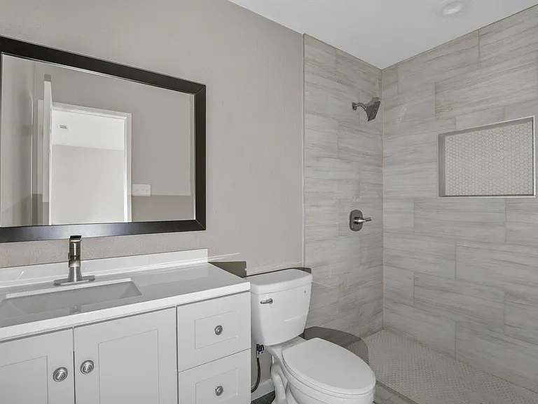 4904 Watkins Dr — Photo 5
