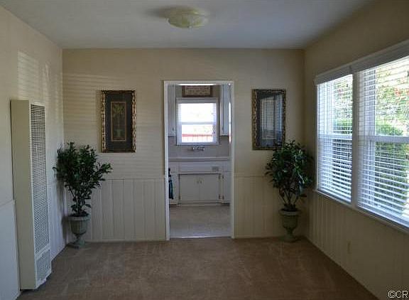 5th image of 17017 Delia Ave