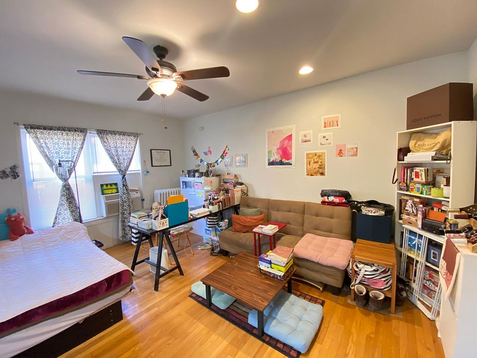 1st image of 5535 N Kenmore Ave #3A