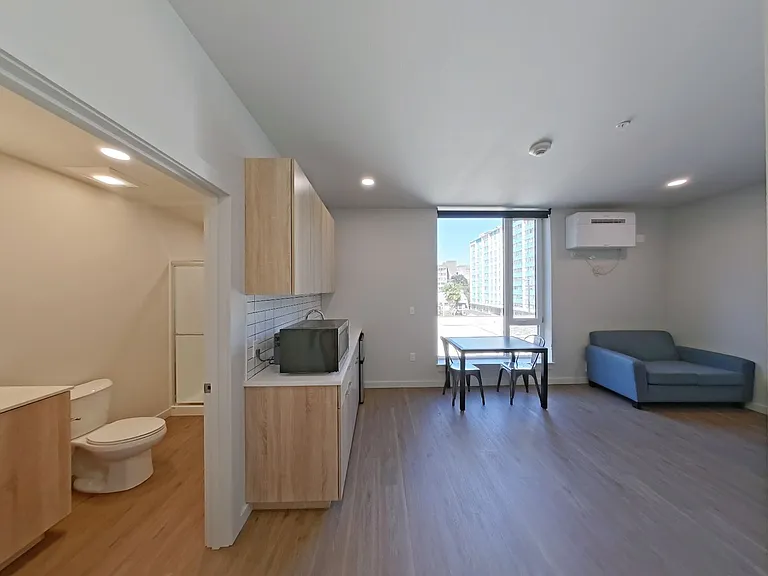 11th and Ferry Lofts — Photo 34