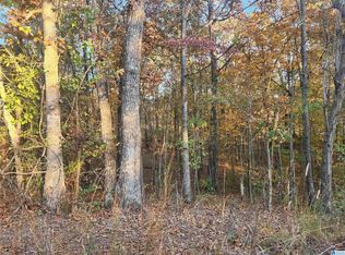 911 Oak Rd, Sylacauga, AL 35151