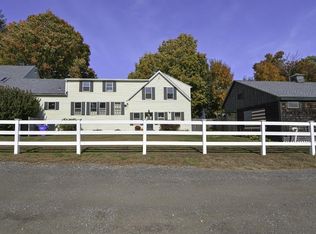 151 Hayden Rowe St #B, Hopkinton, MA 01748