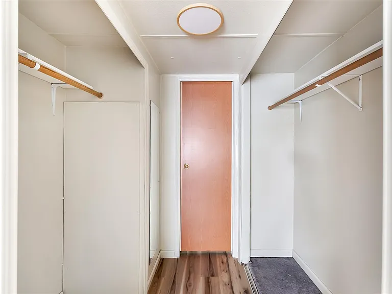 204 1/2 Kerry Rd — Photo 18