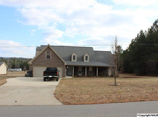 375 Lower Dry Creek Rd, Laceys Spring, AL 35754
