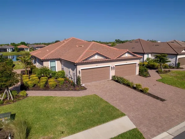 3044 Formia Ct, Lakewood Ranch, FL 34211