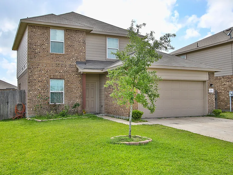 2209 Onyx Ct — Photo 5