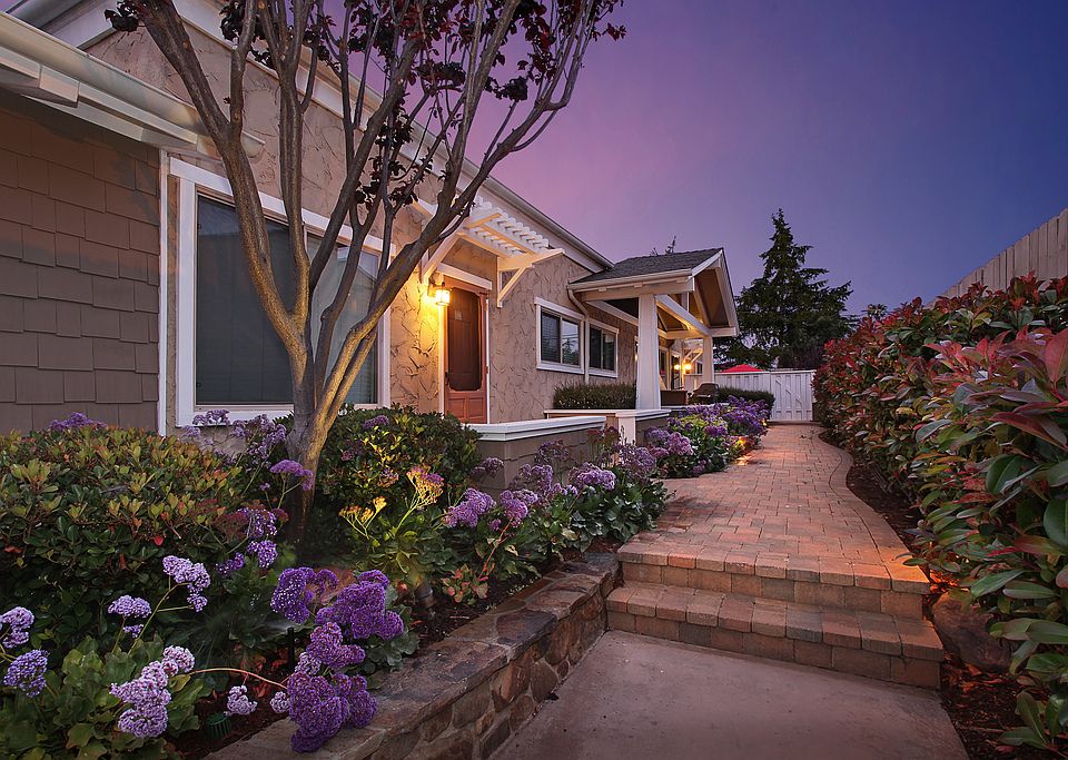 Cottage plan B patios