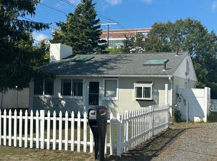 1 Trenton St, West Yarmouth, MA 02673