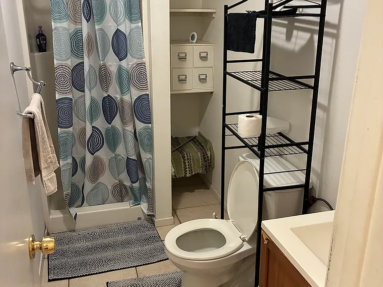 Barris Dr — Photo 7