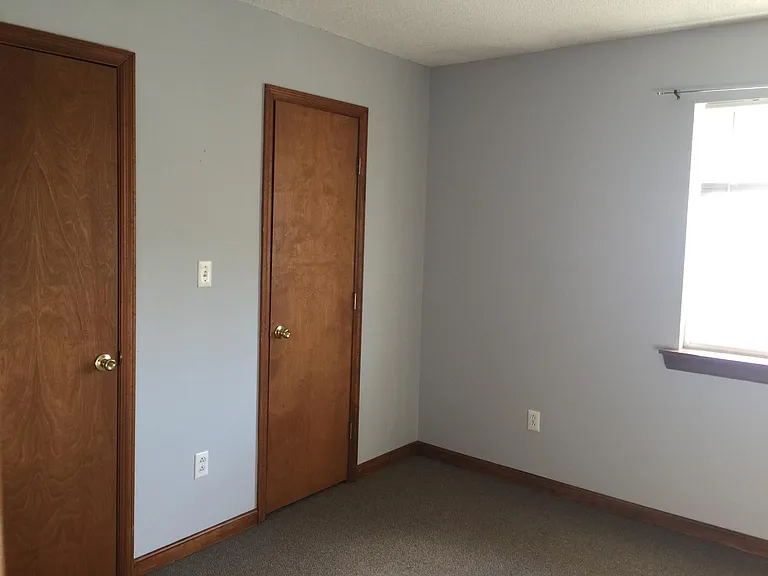 1110 Lark St — Photo 6