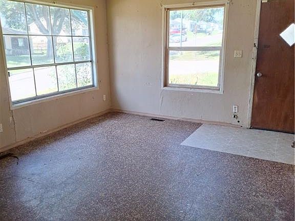 5th image of 3309 Mandan Ln