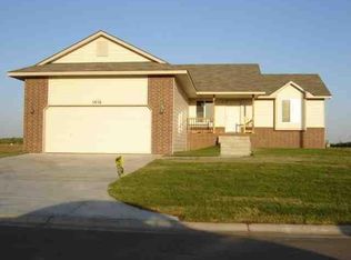 5856 N Kerman St, Wichita, KS 67219