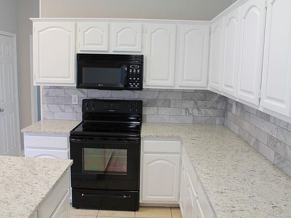 5th image of 615 Andersonville Ln
