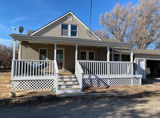 1412 NW 96th St, Newton, KS 67114