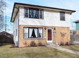 818 E Waterford Ave, Milwaukee, WI 53207