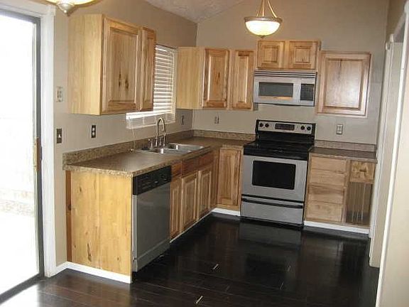 4th image of 3115 W Westcove Dr