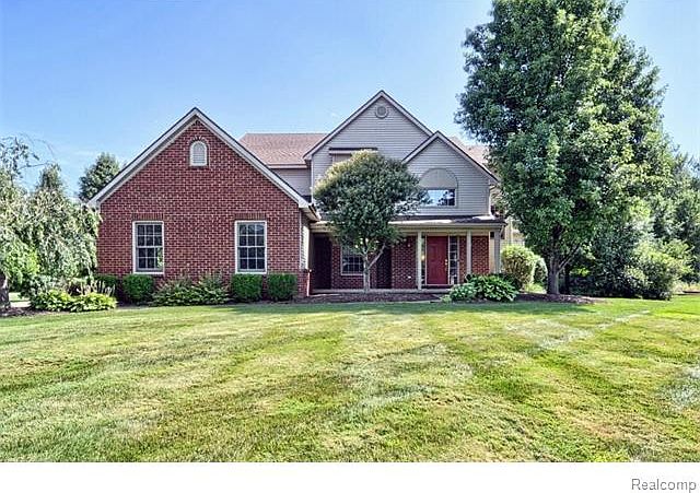 1st image of 61471 Brookway Dr