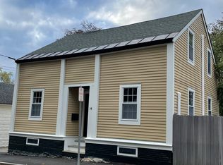 14 Morton St, Andover, MA 01810