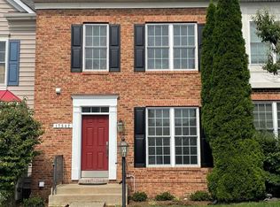 17542 Victoria Falls Dr, Dumfries, VA