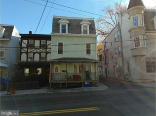 923 W Market St, Pottsville, PA 17901