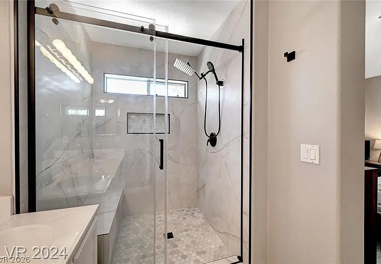 10914 Esta Ponia Ct — Photo 44