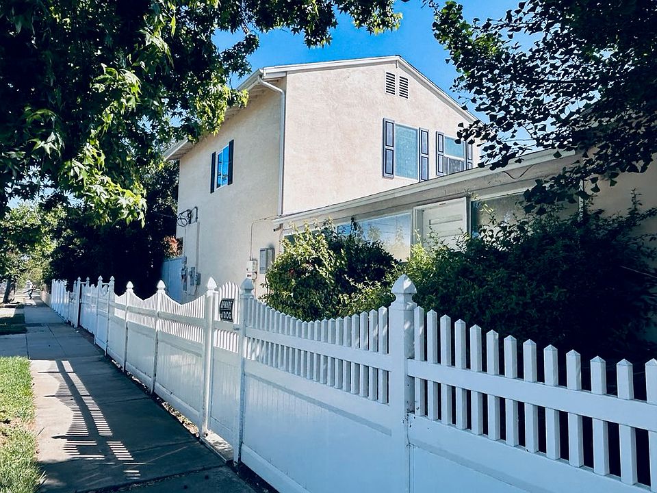 1st image of 13859 Valerio St