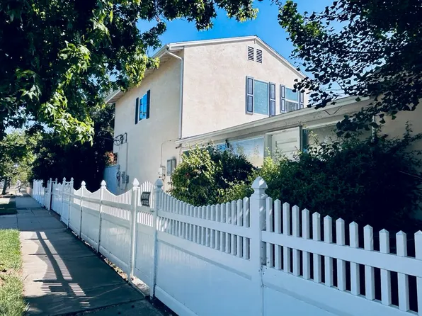 13859 Valerio St, Van Nuys, CA 91405