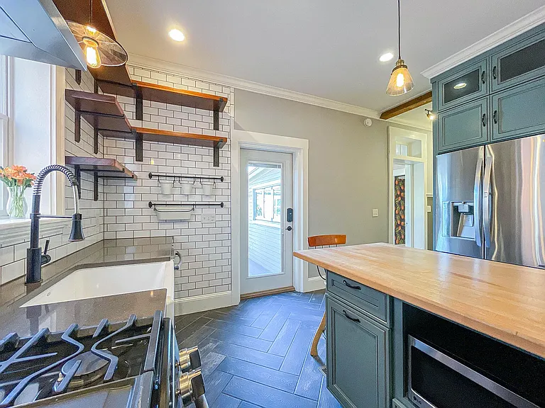 3 Grant St #1 — Photo 19