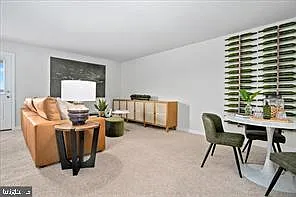 61 Zander Rd — Photo 4