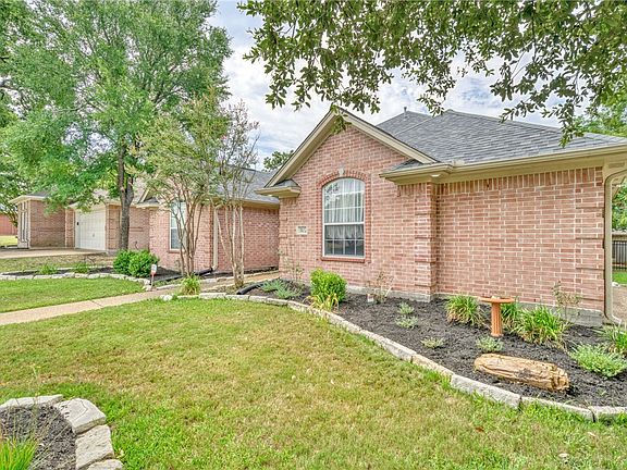 4th image of 3102 Pleasant Forest Dr
