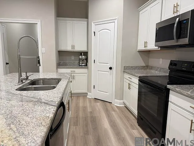 822 Palmetto Point Dr — Photo 4