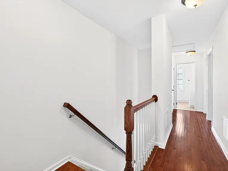 23149 Flora Mure Dr — Photo 4