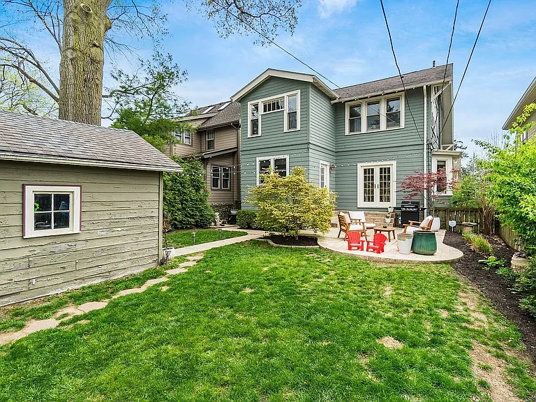 64 E Kelso Rd — Photo 18