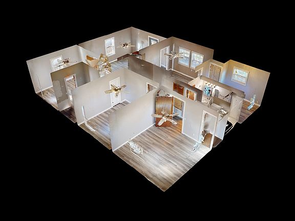 2nd image of 410 N Main St